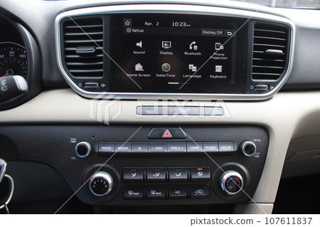 Korean car SUV Popular compact SUV Kia Sportage Kia Sportage interior 107611837