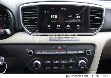 Korean car SUV Popular compact SUV Kia Sportage Kia Sportage interior 107611844