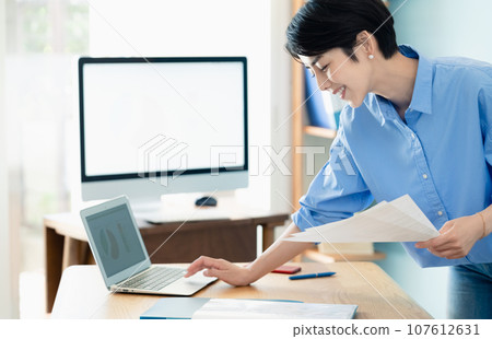 女性，人，女人 107612631