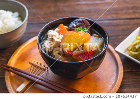 家庭烹飪 Kenchinjiru 107614437