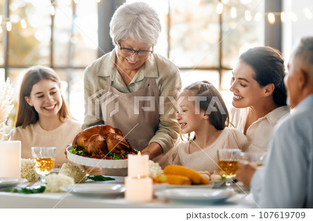 Thanksgiving Day, Autumn feast Thanksgiving Day, Autumn feast 107619709