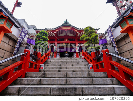 Marishi Tentokudaiji Temple in Ueno Ameyoko (Taito Ward, Tokyo) 107620295