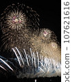 Fireworks spread across the night sky (Omagari Fireworks Festival) 107621616