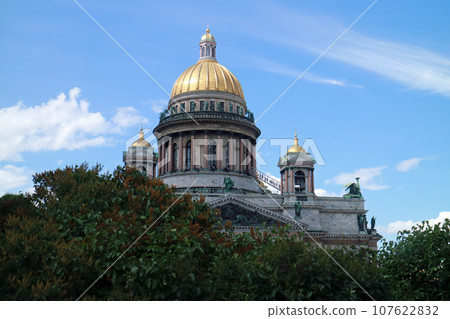 Exterior of St. Isaac's Cathedral in St. Petersburg Exterior of St. Isaac's Cathedral in St. Petersburg 107622832