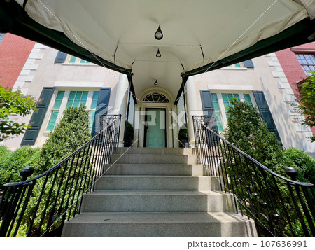 Wide entrance to Blair House, the American guesthouse Wide entrance to Blair House, the American guesthouse 107636991