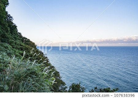 Niigata early morning Oyahirashi coast 107638396