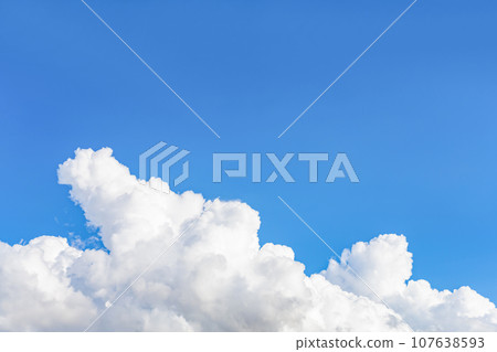 Summer blue sky and cumulonimbus Summer blue sky and cumulonimbus 107638593