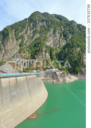 Kurobe Dam 107638796