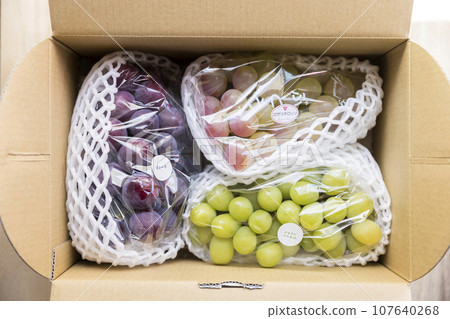 Grape order image Grape order image 107640268