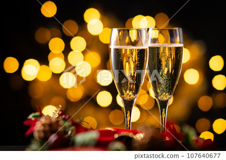 celebrate christmas with champagne 107640677
