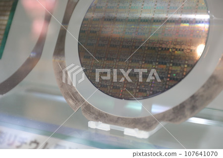 semiconductor semiconductor 107641070