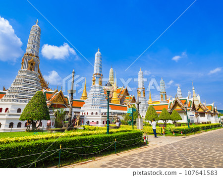 Bangkok Emerald Temple Wat Phra Kaew Bangkok Emerald Temple Wat Phra Kaew 107641583