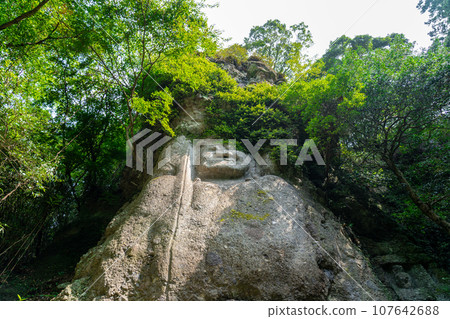 大分縣豐後高田市熊野馬蓋佛,日本最大的馬蓋佛之一 大分縣豐後高田市熊野馬蓋佛,日本最大的馬蓋佛之一 107642688
