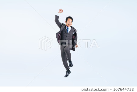 跳躍的中年商人（剪紙 PNG 也有售！請參閱作者簡介） 107644738