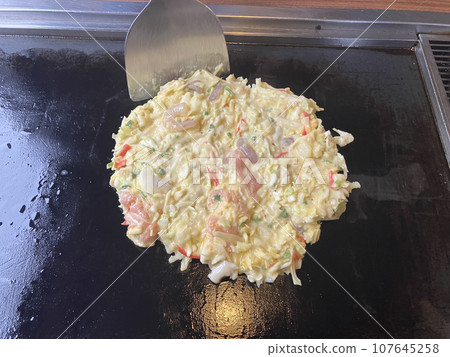 Bake Okonomiyaki 107645258