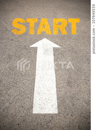 Text for START. Concept on the road 107649559
