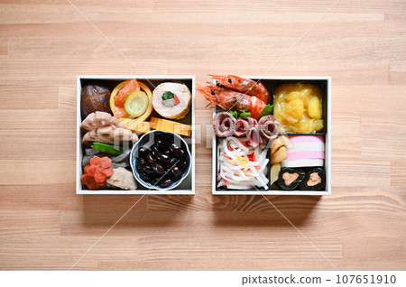 Simple handmade osechi for two people packed in a white box Simple handmade osechi for two people packed in a white box 107651910