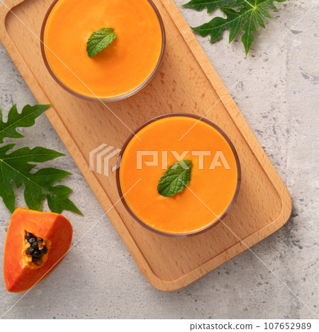 papaya fruit juice milk milkshake summer papaya smoothie パパイヤ パパイア 107652989