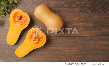 黃油堅果南瓜 107654176