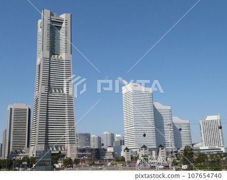 The view from Yokohama City Hall 107654740