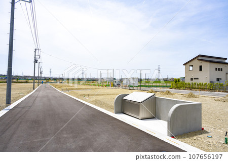 住宅用地面積 107656197