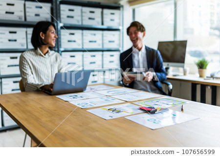 小型企業 小型企業 107656599