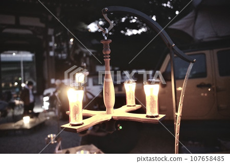 old candle stand 107658485