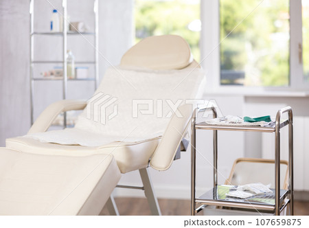 Treatment room, nobody Treatment room, nobody 107659875