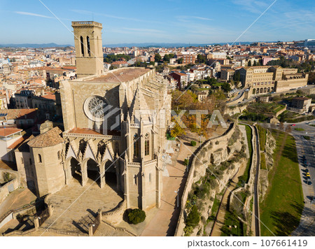 Collegiate Basilica of Santa Maria in Manresa, Collegiate Basilica of Santa Maria in Manresa, 107661419