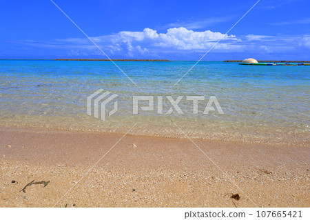Maesato Beach, Ishigaki Island, Okinawa / Ishigaki City, Okinawa Prefecture Maesato Beach, Ishigaki Island, Okinawa / Ishigaki City, Okinawa Prefecture 107665421