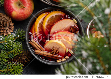 Hot mulled wine Hot mulled wine 107666206