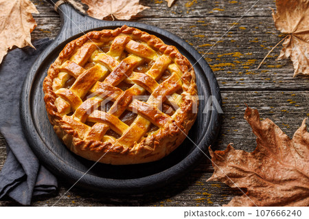 Delicious Apple Pie with Fresh Apples 107666240