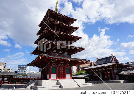 四天王寺的五層寶塔 四天王寺的五層寶塔 107675215