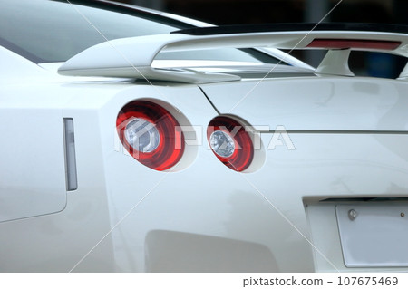 汽車尾燈圖片 汽車尾燈圖片 107675469
