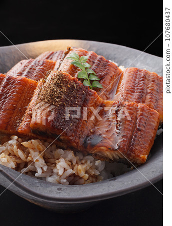 Grilled eel 107680437