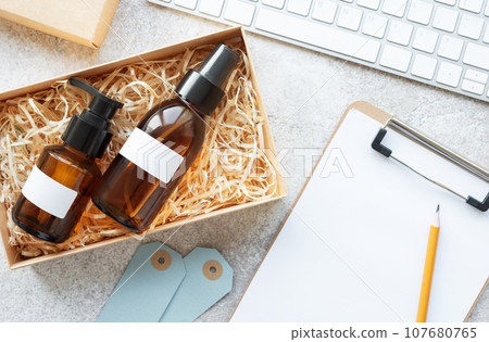 Beauty Subscription Box. Beauty Subscription box. 107680765