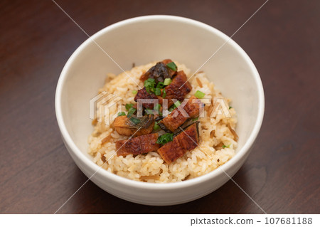 食飯照片素材 食飯照片素材 107681188