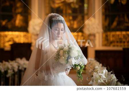 Bride nervous before the wedding 107681559
