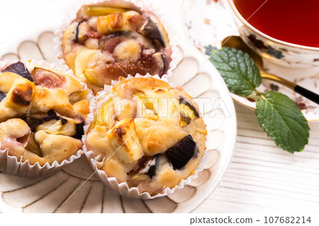 Fig and cream cheese muffins Fig and cream cheese muffins 107682214