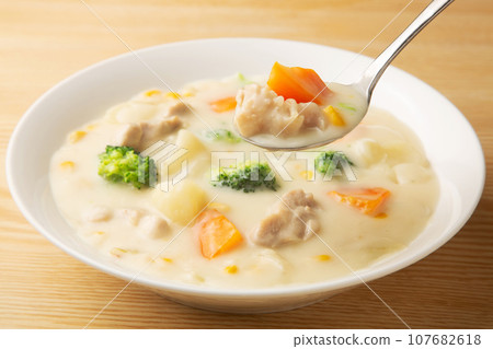 奶油燉 奶油燉 107682618