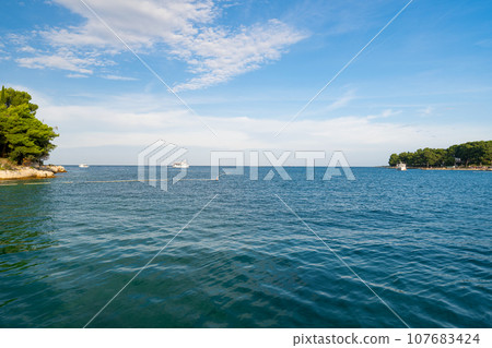 seascape in Croatia on a sunny day 107683424