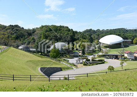 Kuragaike Park Botanical Garden and Playhouse 107683972