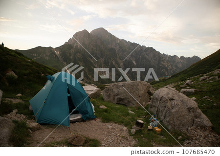 從劍澤帳篷遺址看到的劍岳 107685470
