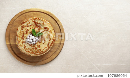 Homemade Crepes pancakes Homemade Crepes pancakes 107686064