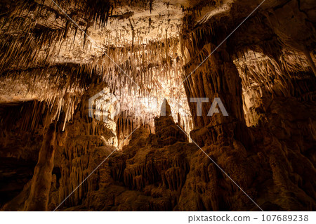 Dragon cave, Coves del Drach, Cuevas del Drach. Porto Cristo. Balearic Islands Mallorca Spain. Dragon cave, Coves del Drach, Cuevas del Drach. Porto Cristo. Balearic Islands Mallorca Spain. 107689238