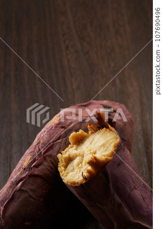 Roasted sweet potato (Beni Haruka) image Roasted sweet potato (Beni Haruka) image 107690496