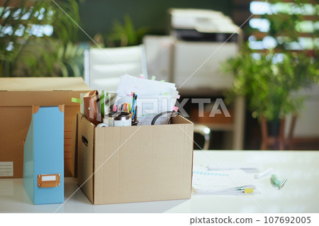table in modern green office 107692005