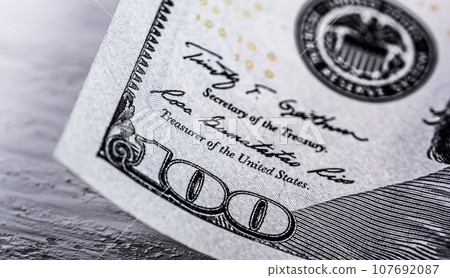 Part of dollar note 107692087