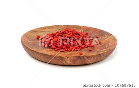 Goji Berry Isolated, Lycium Barbaru, Chinese Wolfberry, Barbary Matrimony Vine Berries, Red Medlar 107697613
