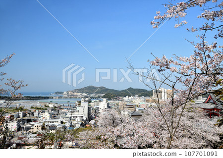Kimii-dera Temple (looking towards Wakaura) [Wakayama City, Wakayama Prefecture] 107701091
